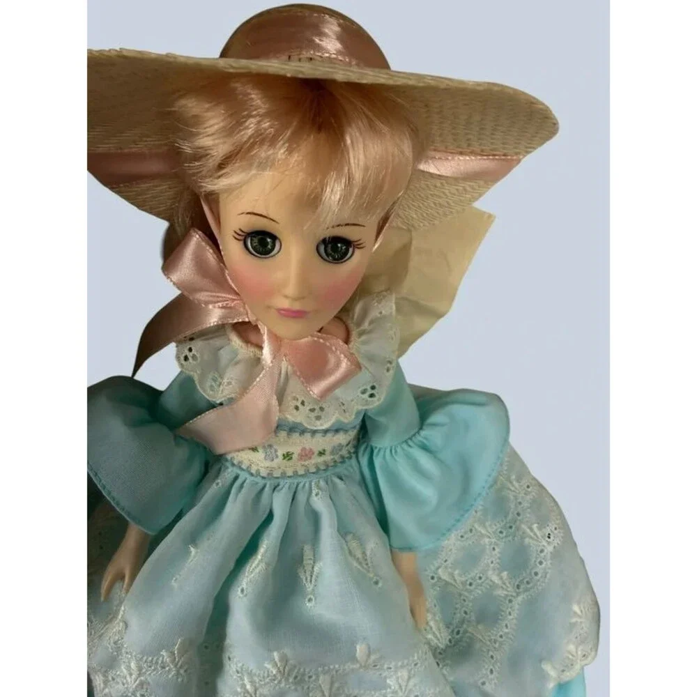 Vintage 1980's Effanbee Savannah 11